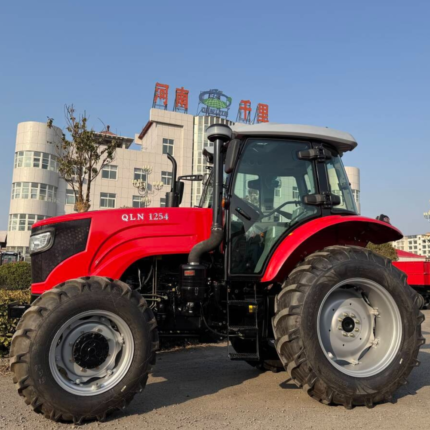 TRACTOR AGRICOLA 125 HP Motor YTO Doble Tracción